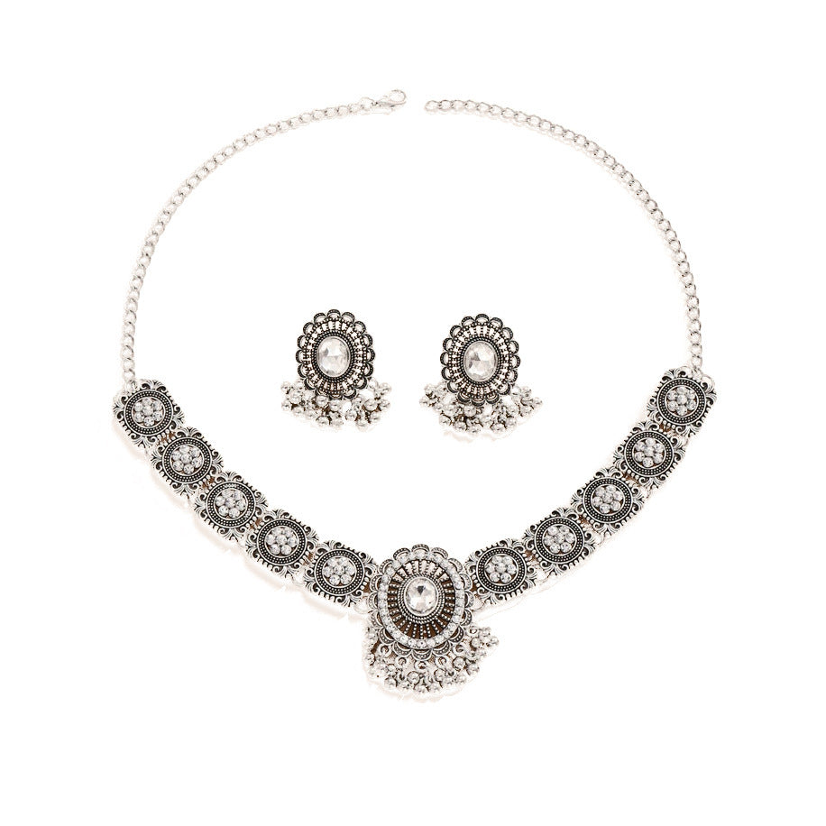 Retro Ball Tassel Shiny Diamond Flowers Necklace Suit